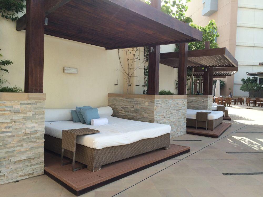 Le Meridien City Centre Bahrain Manama Eksteriør billede Cabana at the Wynn Las Vegas