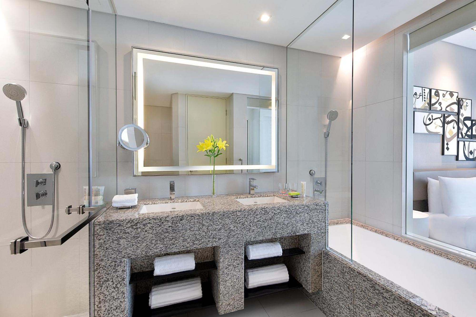 Le Meridien City Centre Bahrain Manama Eksteriør billede Bathroom