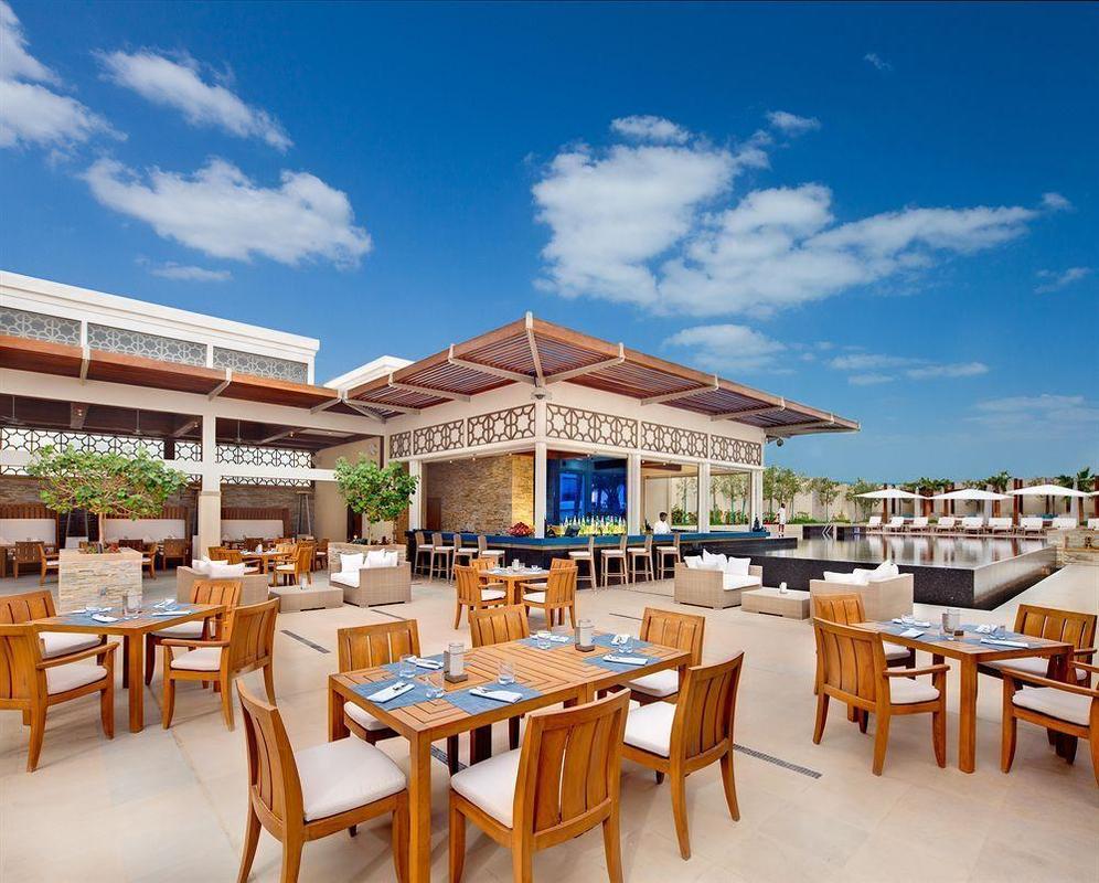 Le Meridien City Centre Bahrain Manama Eksteriør billede The rooftop bar at the W Bali